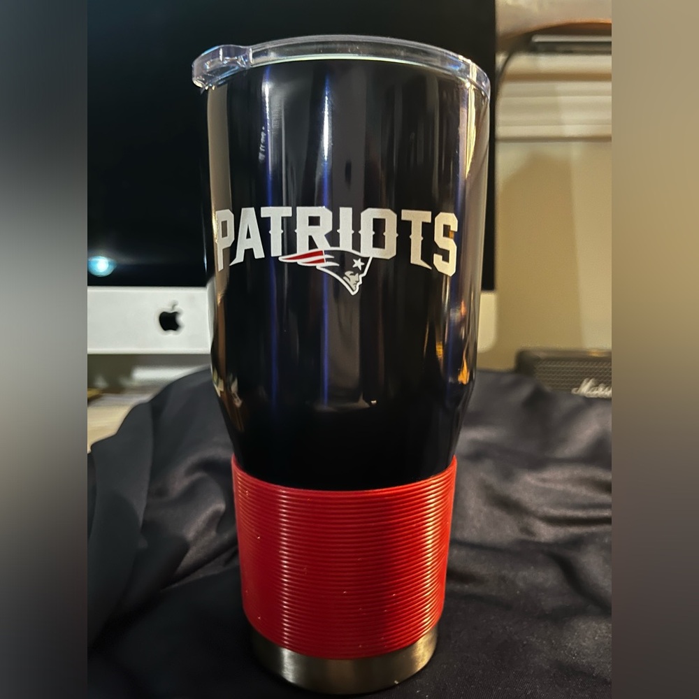New England Patriots 30 ounce tumbler New